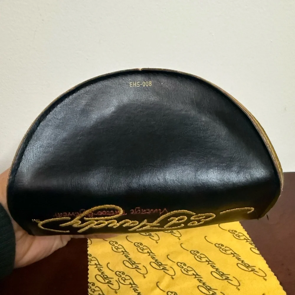 Ed Hardy Black eye glass case and cloth with Embroidered Design